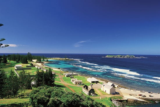 solo traveller tours australia